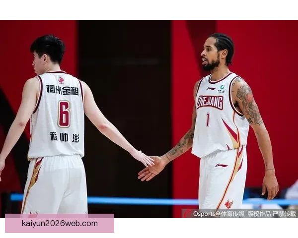 詹金斯30分创生涯新高感恩上场机会 关键时刻鼓励全队放开打 詹金斯30分创生涯新高感恩上场机会 关键时刻鼓励全队放开打